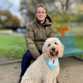 bénévole et son chien 